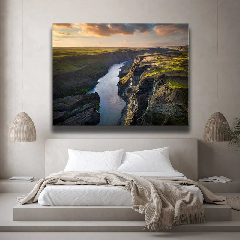 Majestic Canyon - Iceland